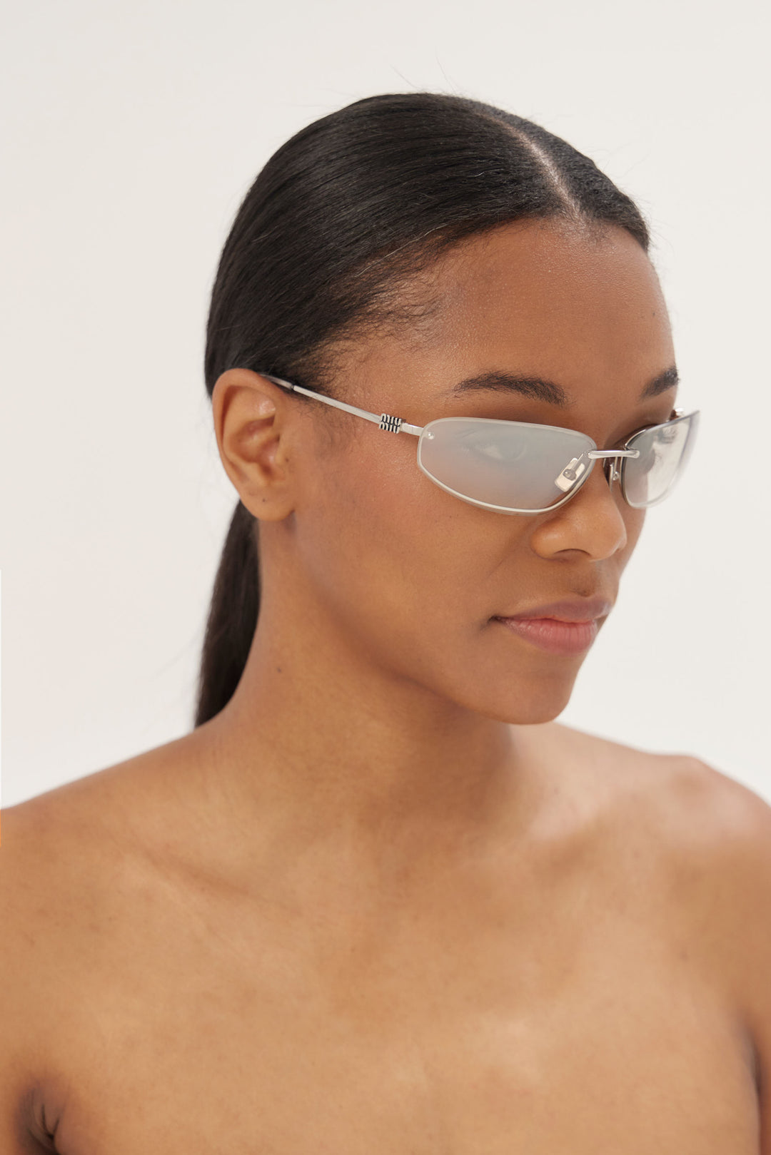 Gafas de sol de carreras plateadas Miu Miu 0MU A50S 1BC8H1