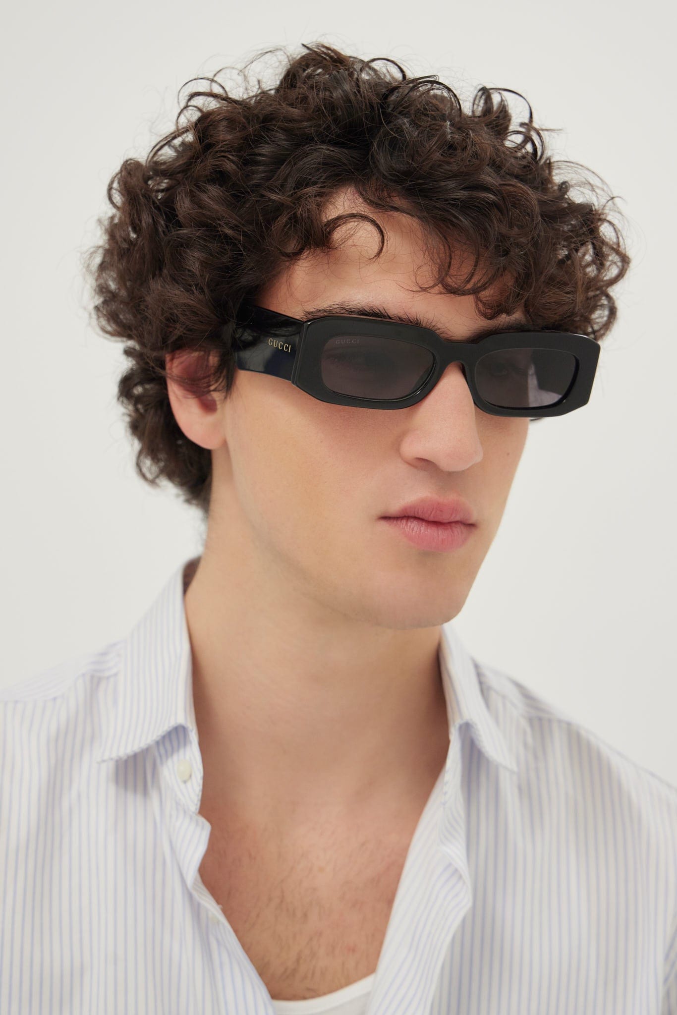 Gucci chuncky black sunglasses - Eyewear Club