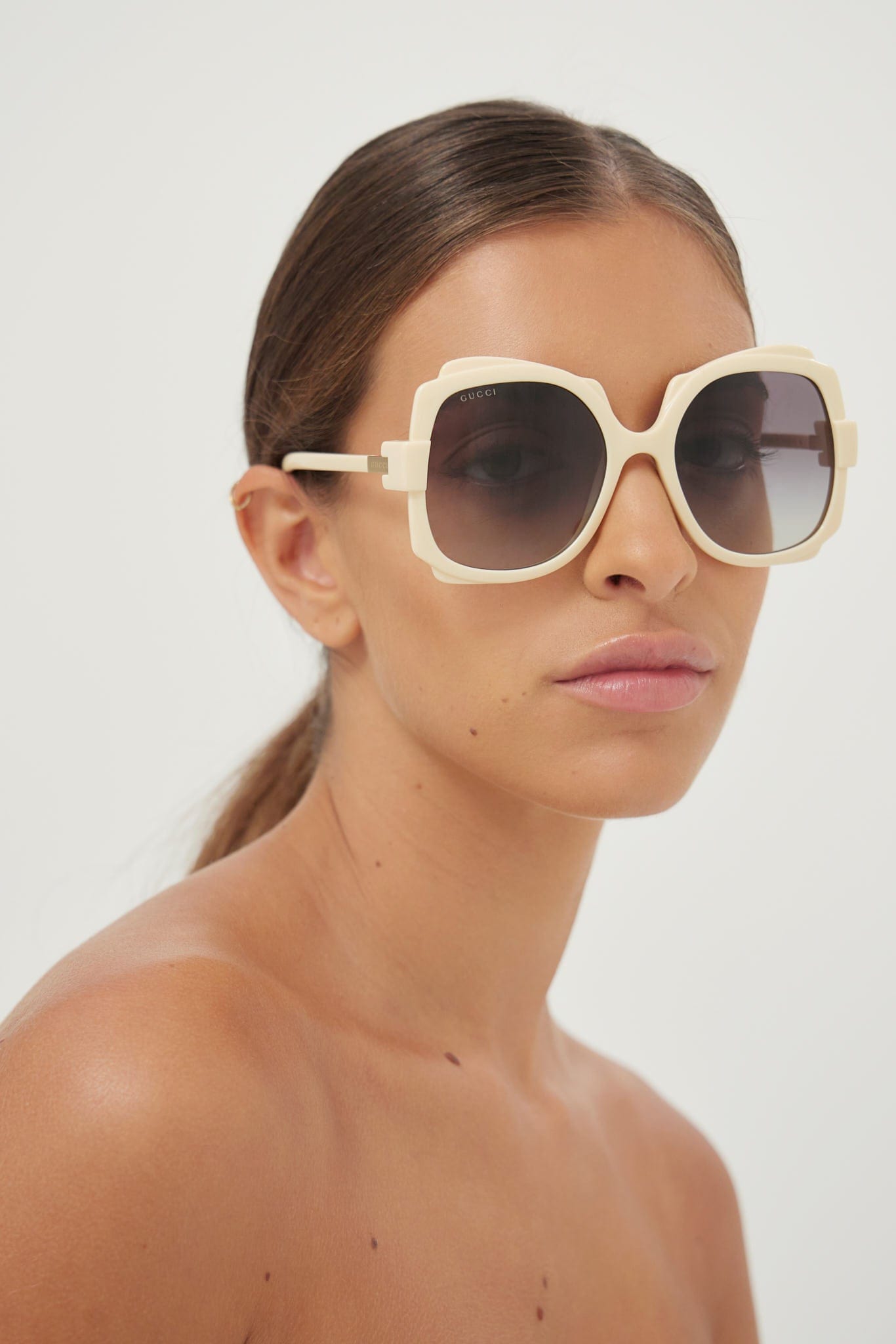 Gucci ivory butterfly shape sunglasses - Eyewear Club