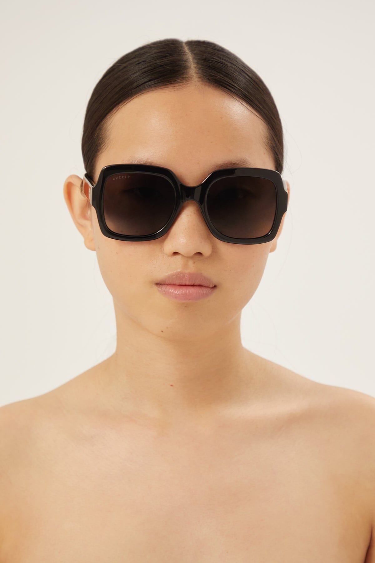 Gucci squared black thin acetate sunglasses - Eyewear Club