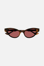 Load image into Gallery viewer, Gucci cat eye extreme brown sunglasses
