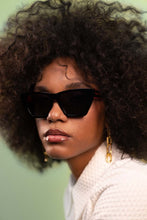 Load image into Gallery viewer, Alexander McQueen angular black femenine cat-eye sunglasses - Eyewear Club
