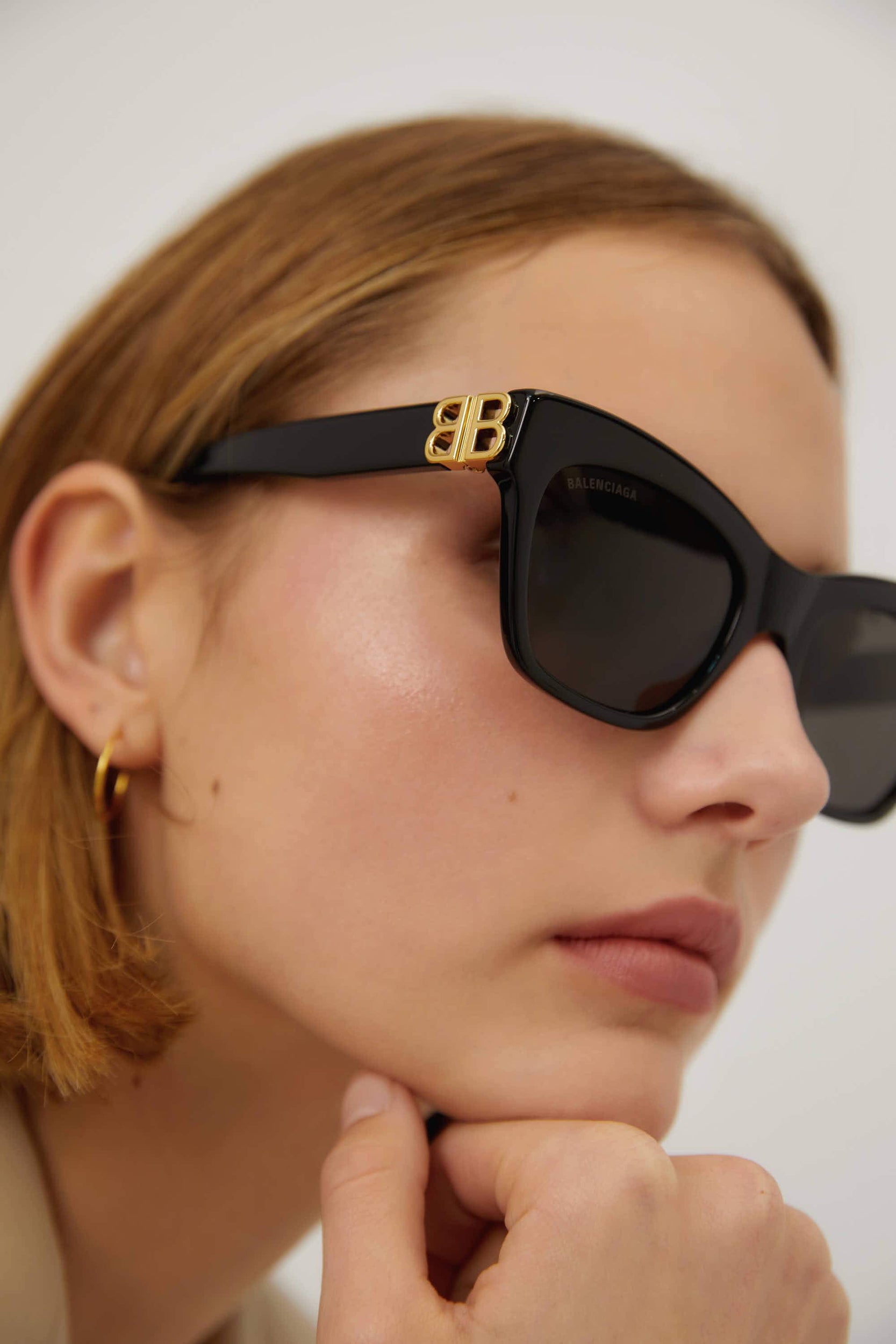 Balenciaga cat-eye femenine black sunglasses with BB folding - Eyewear Club