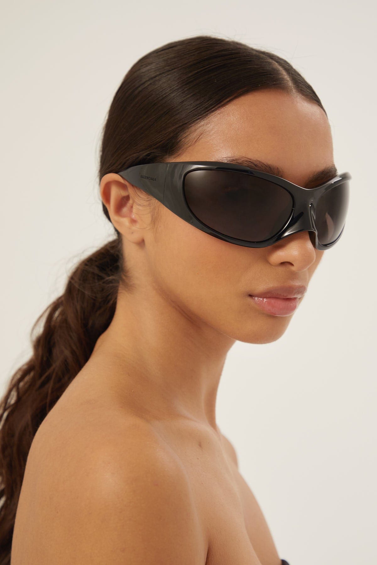 Balenciaga Skin XXL Cat sunglasses in black - Eyewear Club