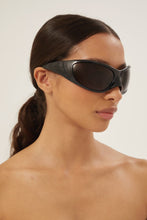 Load image into Gallery viewer, Balenciaga Skin XXL Cat sunglasses in black - Eyewear Club
