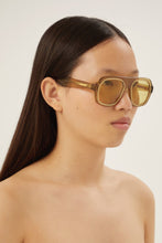 Load image into Gallery viewer, Bottega Veneta caravan yellow sunglasses - Eyewear Club
