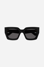 Load image into Gallery viewer, Bottega Veneta squared bold black sunglasses - Eyewear Club
