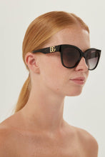Load image into Gallery viewer, Dolce&amp;Gabbana black cat eye sunglasses - Eyewear Club
