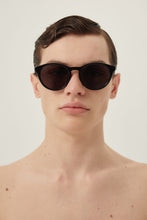 Load image into Gallery viewer, Gucci black sporty panthos shape - Eyewear Club
