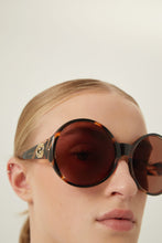 Load image into Gallery viewer, Gucci bold round shape - Eyewear Club
