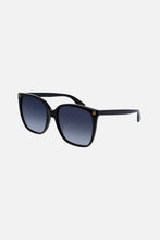 Load image into Gallery viewer, Gucci femenine oversized cat-eye sunglasses - Eyewear Club
