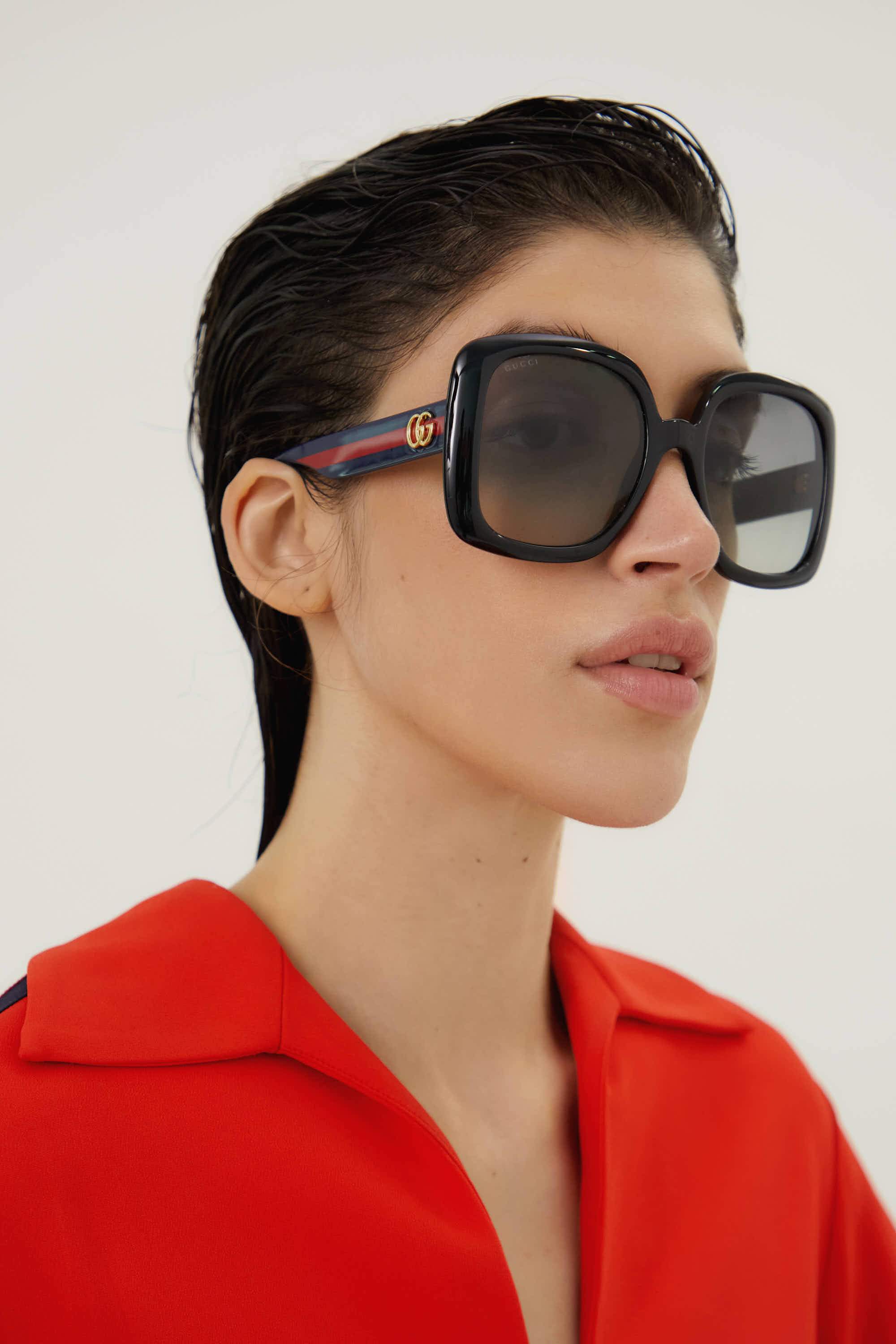 Gucci femenine oversized sunglasses with blue and red web - Eyewear Club