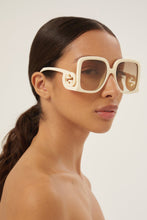 Load image into Gallery viewer, Gucci ivory butterfly shape sunglasses - Eyewear Club
