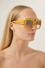 Load image into Gallery viewer, Gucci oversized squared sustainable yellow sunglasses - Eyewear Club
