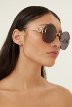 Load image into Gallery viewer, Gucci overzized rimless sunglasses - Eyewear Club
