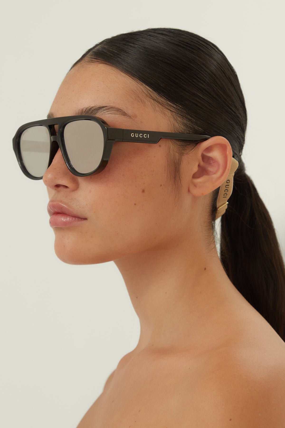 Gucci pilot sporty sunglasses in black - Eyewear Club