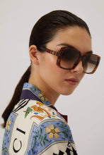 Load image into Gallery viewer, Gucci squared oversize femenine brown style
