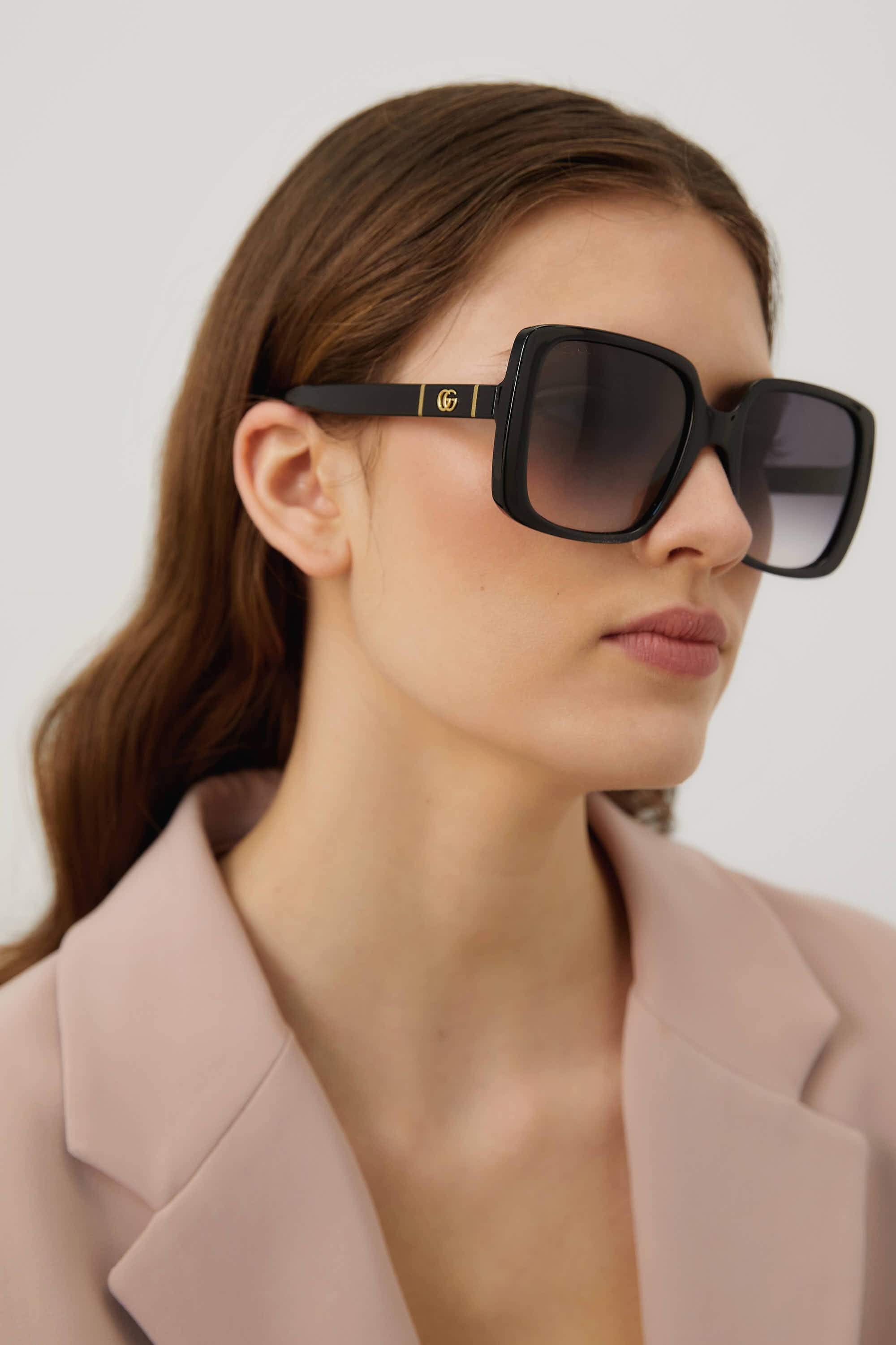Gucci squared oversized femenine black sunglasses - Eyewear Club
