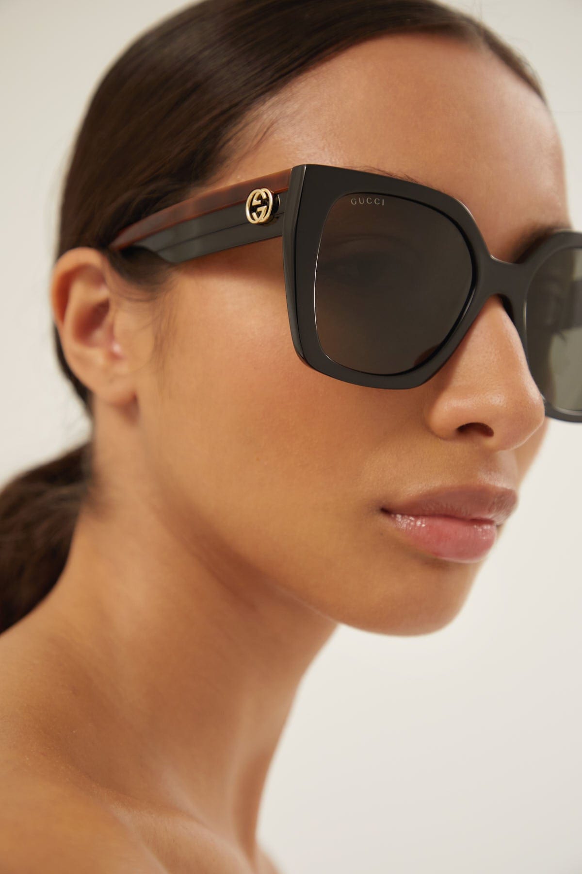 Gucci squared sunglasses with web temple - Eyewear Club