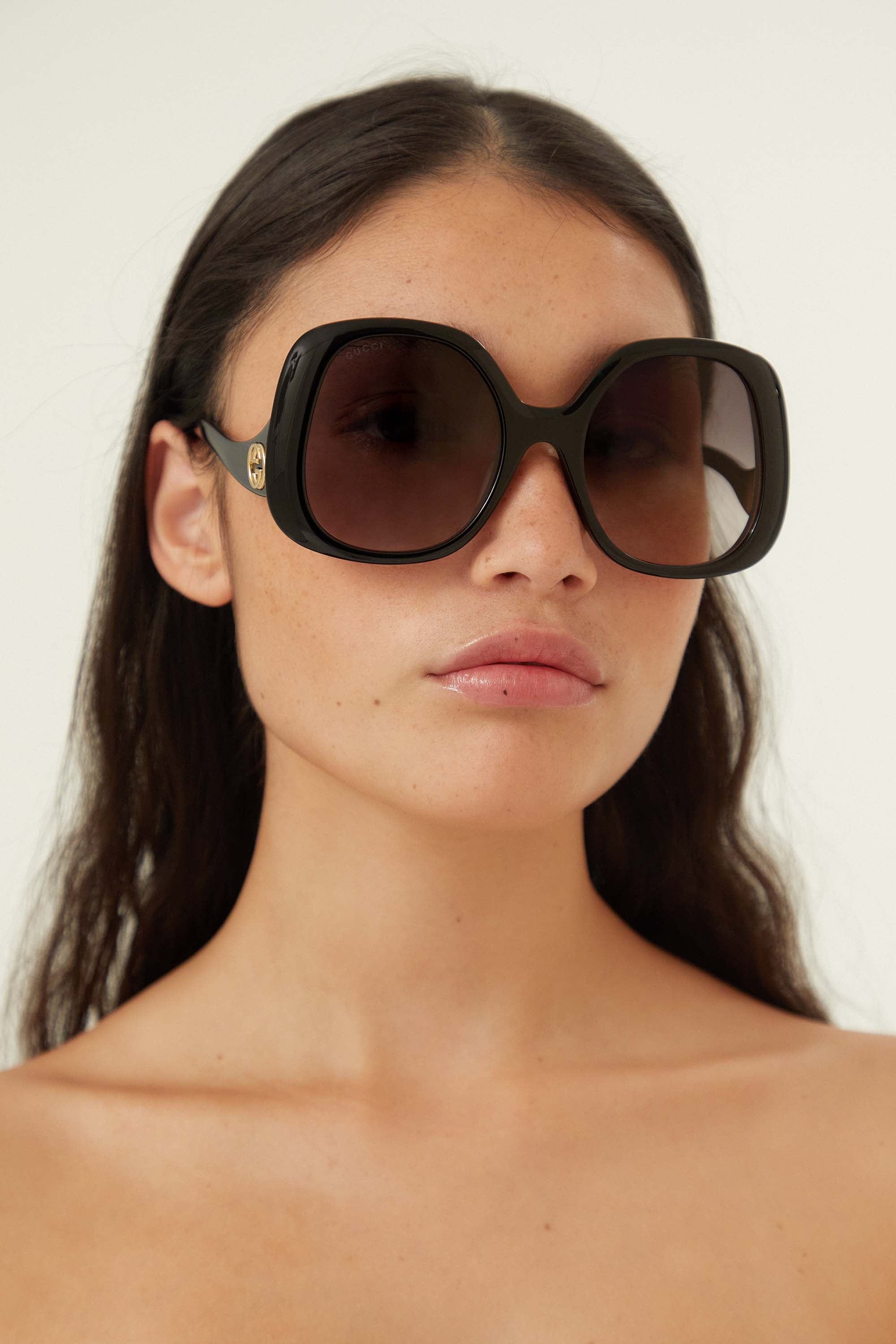 Gucci vintage look black sunglasses - Eyewear Club