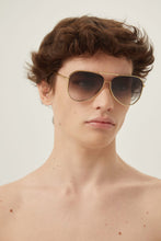 Load image into Gallery viewer, Tom Ford iconic pilot gold sunglasses - Eyewear Club
