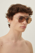 Load image into Gallery viewer, Tom Ford oversized pilot with double bridge and yellow lenses - Eyewear Club
