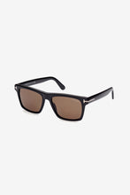 Load image into Gallery viewer, Tom Ford rectangular black sunglasses - Eyewear Club
