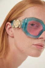 Load image into Gallery viewer, Versace biggie oversized sunglasses in blue with iconic jellyfish - Eyewear Club
