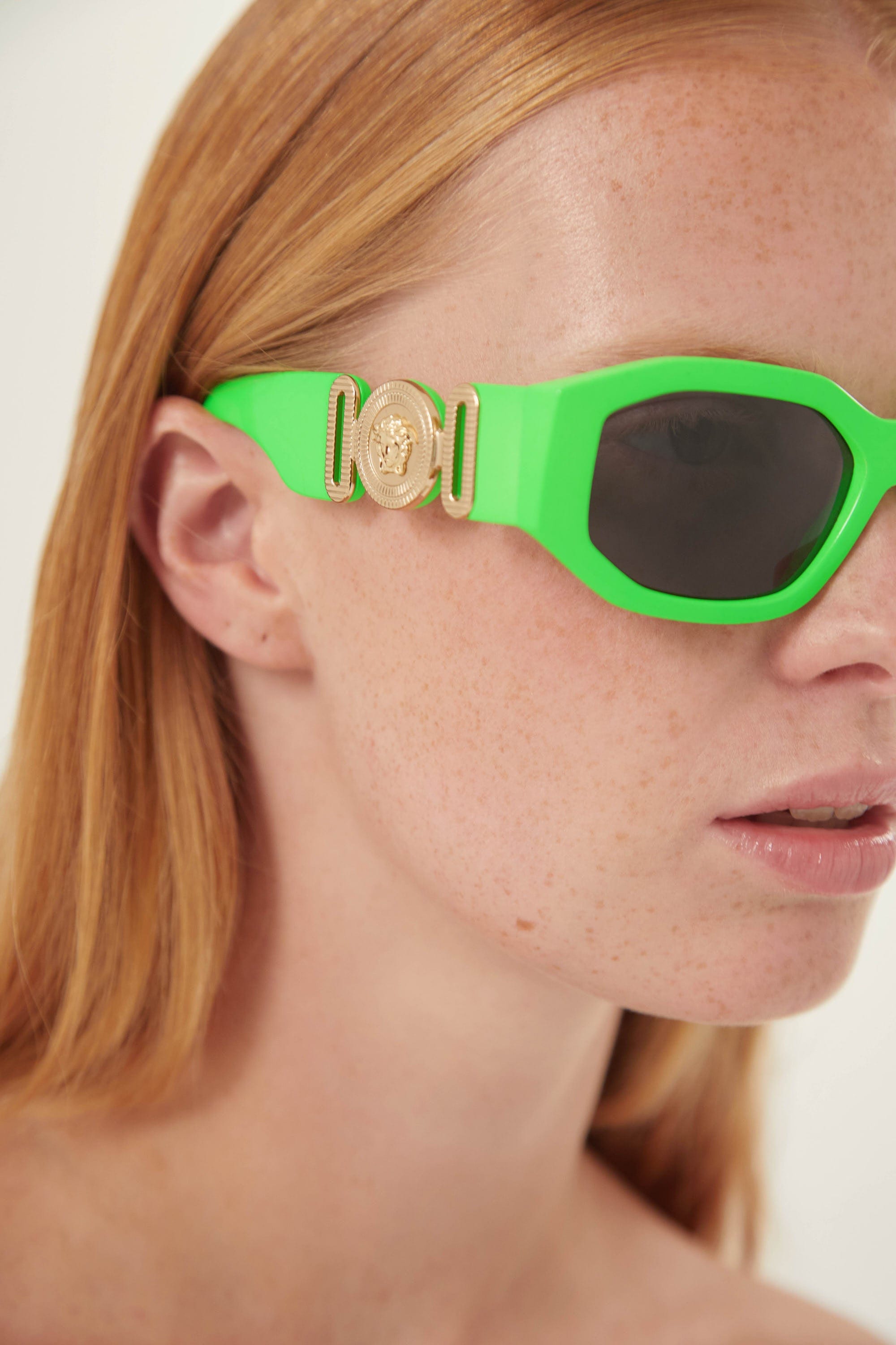 Versace biggie sunglasses in green with iconic jellyfish - Eyewear Club