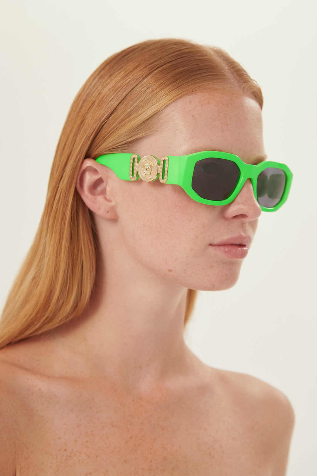 Versace biggie sunglasses in green with iconic jellyfish - Eyewear Club